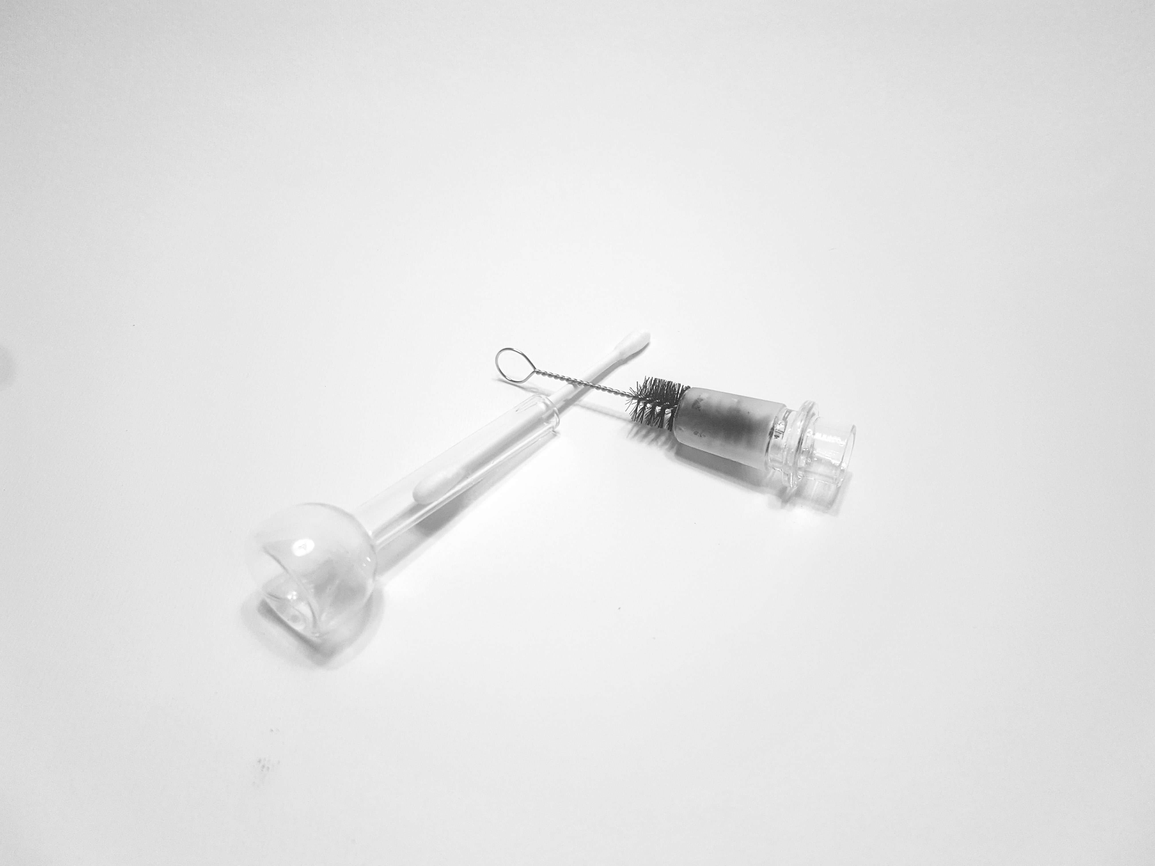 small bits of bong glassware cleaned with a q-tip
